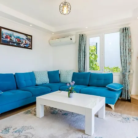 Uzumlu Village 3 Bedroom 6021 ヴィラ