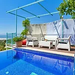 Uzumlu Village 3 Bedroom 6021 Vilă *