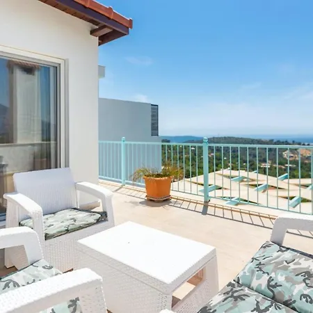 Uzumlu Village 3 Bedroom 6021 * Kalkan