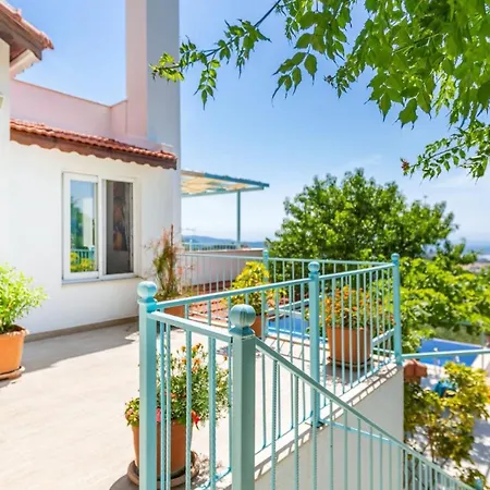 Uzumlu Village 3 Bedroom 6021