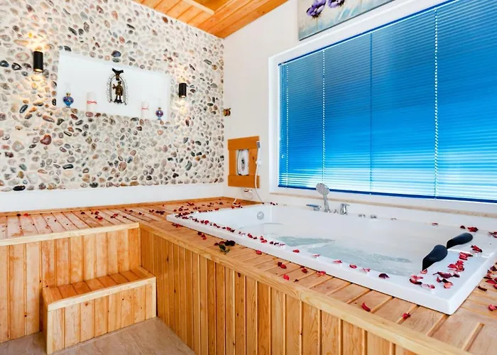 Uzumlu Village 3 Bedroom 6021 * Kalkan